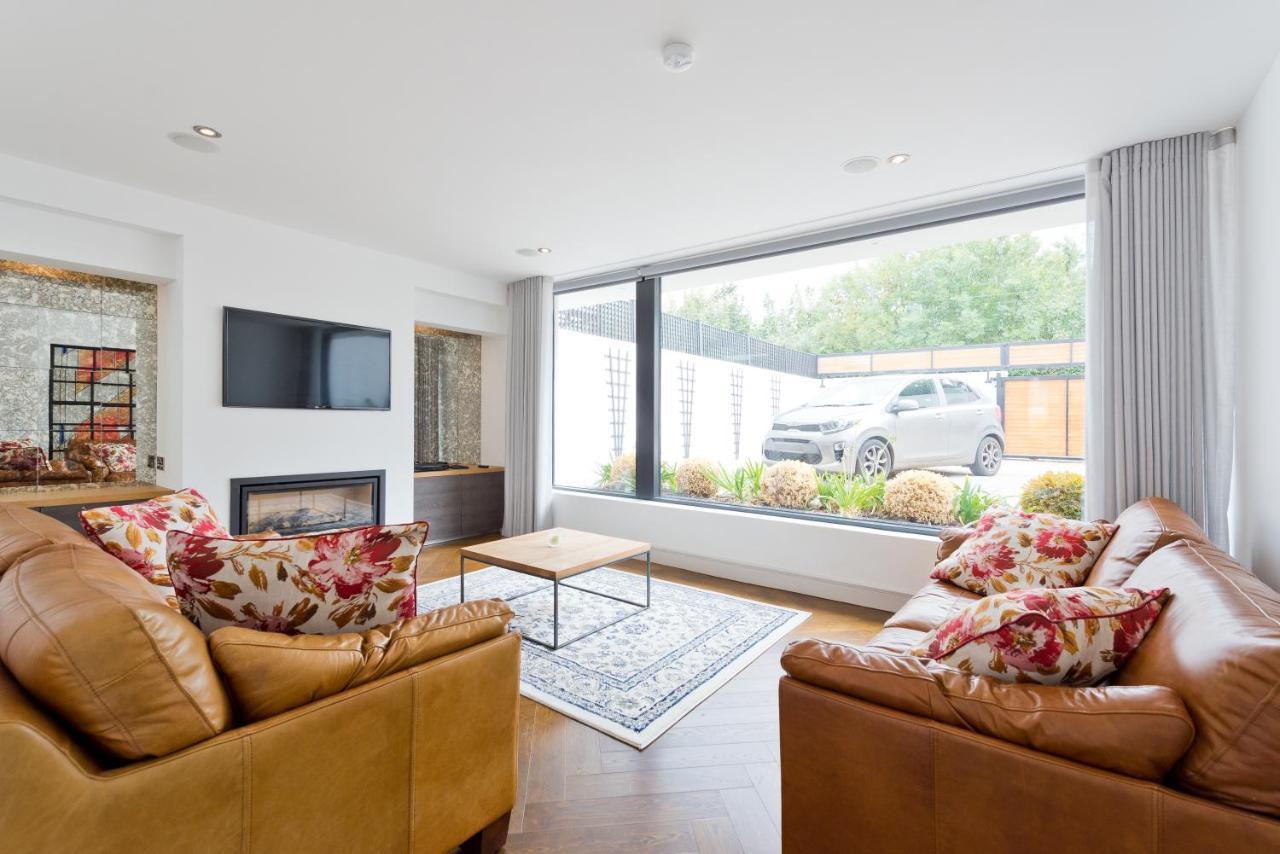 The Van Morrison Suite - Hiphipstay Dublin Exterior photo